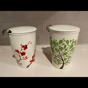 Tea cups and infusers